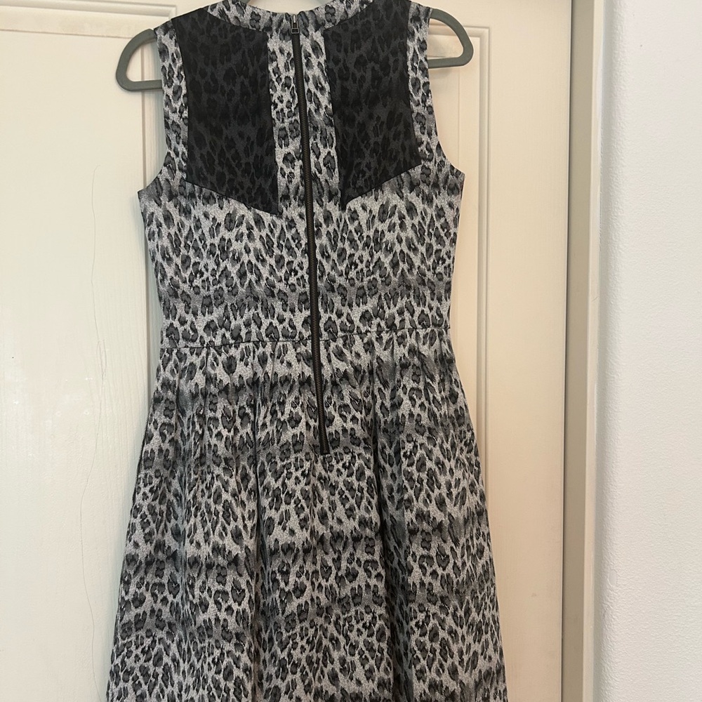 Leopard Print Sleeveless Dress